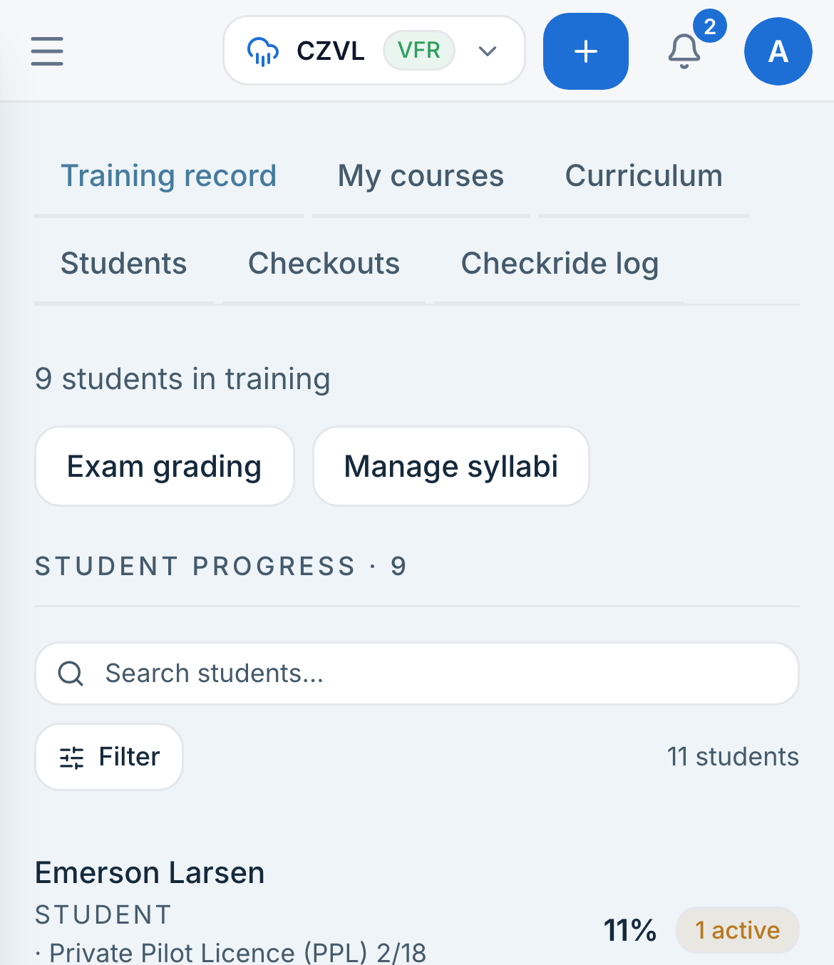The student roster, each row carrying a course fraction and a progress bar.